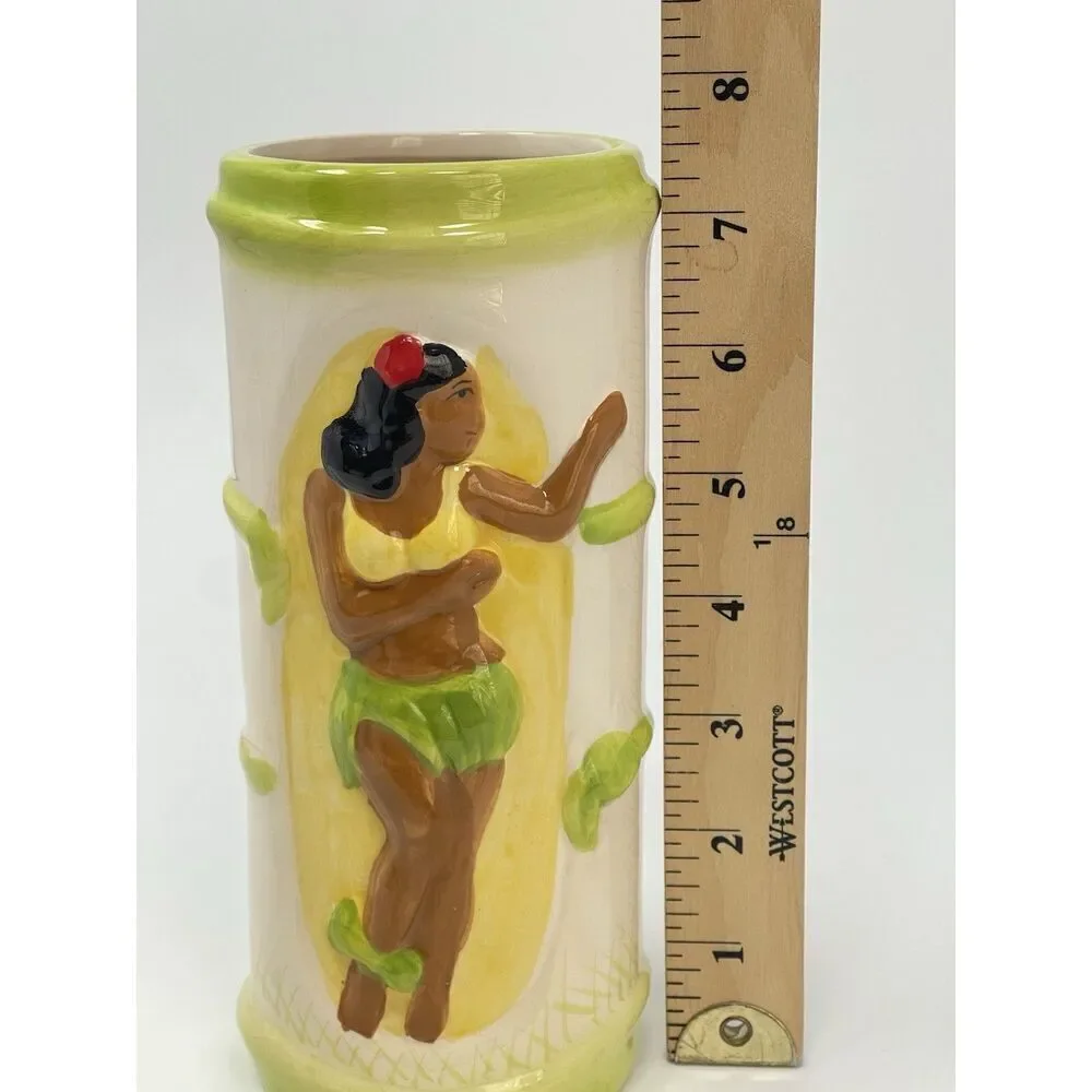 Tikis Grill & Bar Waikiki Hula Dancer Girl Mug Hawaii Tre Lani 7.5